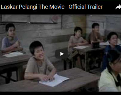 laskar pelangi movie 001 415x325 » Laskar pelangi the movie